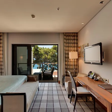 Monte Mulini Adults Exclusive By Maistra Collection