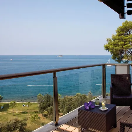 Monte Mulini Adults Exclusive By Maistra Collection