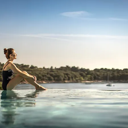 Monte Mulini Adults Exclusive By Maistra Collection Ρόβινι
